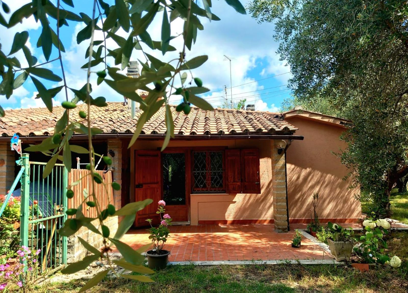 All'Ombra Degli Olivi Pisciarelli Exterior photo